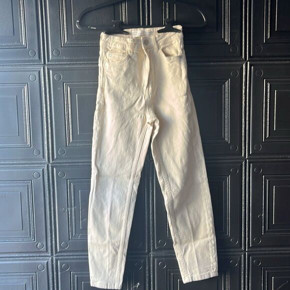 Stradivarius Slim Mom denim - Picture 1 of 3
